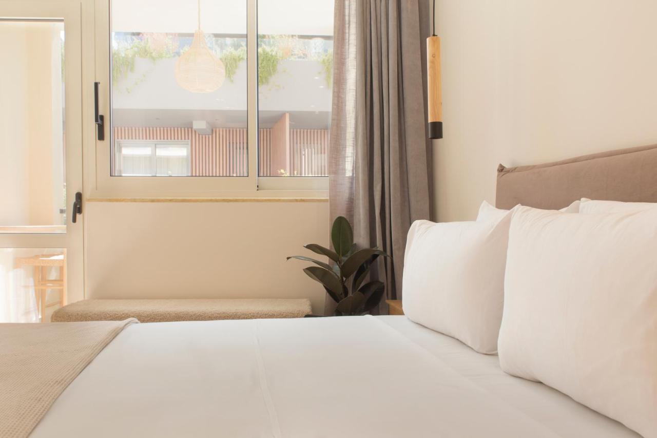 Living Stone Condo Hotel Афины Экстерьер фото