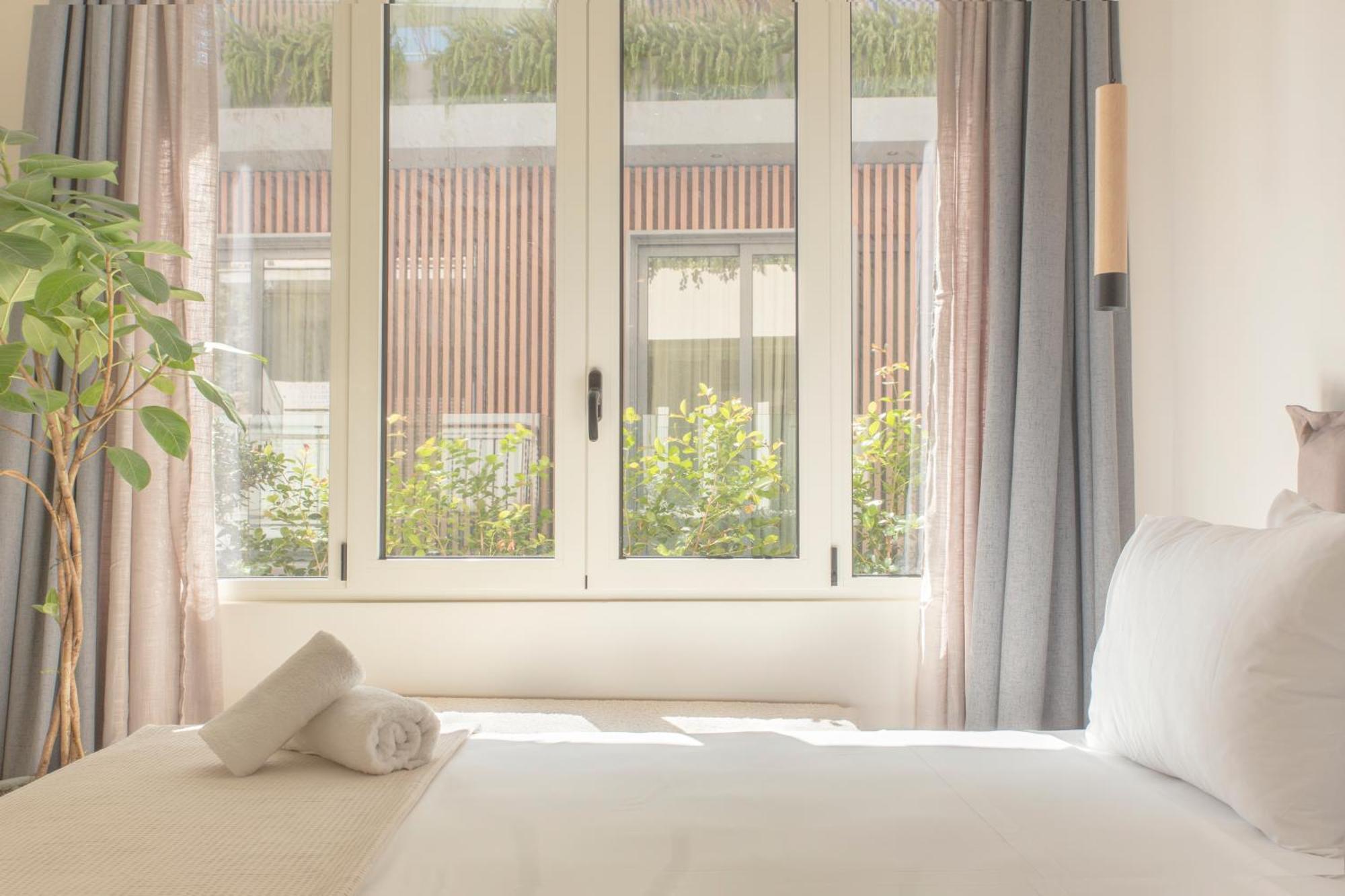 Living Stone Condo Hotel Афины Экстерьер фото